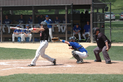 Yarkosky, Brown pace Simpson in win over Luther