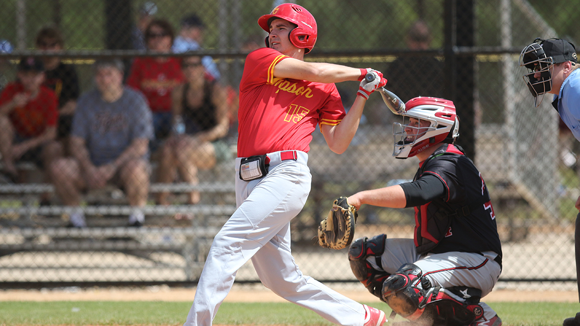 Junior Luke Willis