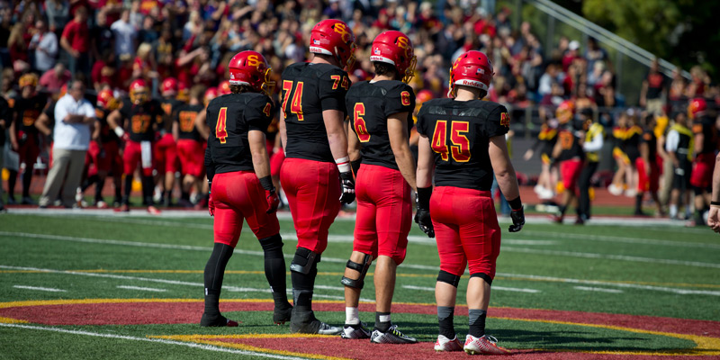 Eleven named to All-IIAC Football Team