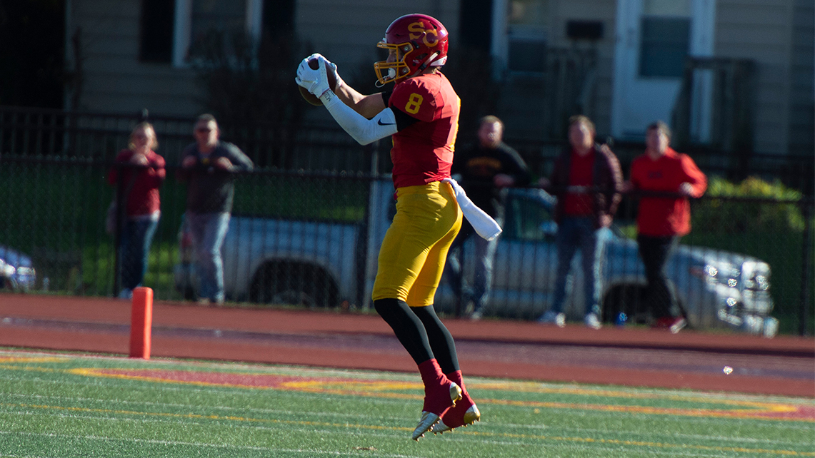 Simpson falls to top-ranked Mary Hardin-Baylor
