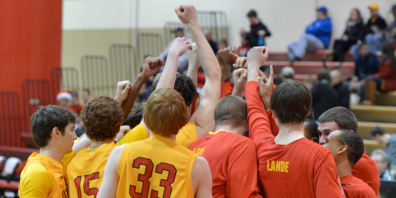 Men's basketball falls to Concordia-Moorhead