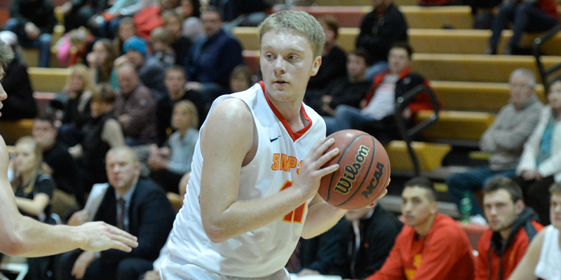 Storm men lose heartbreaker at Loras despite Amsbaugh's 25