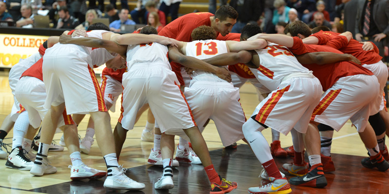 Storm men go to Loras looking to lock up first-round bye