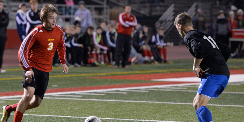 Men's Soccer tops Dubuque, advances to IIAC Semifinals