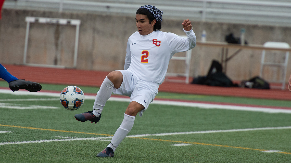Sophomore Jordy Triana-Vasquez