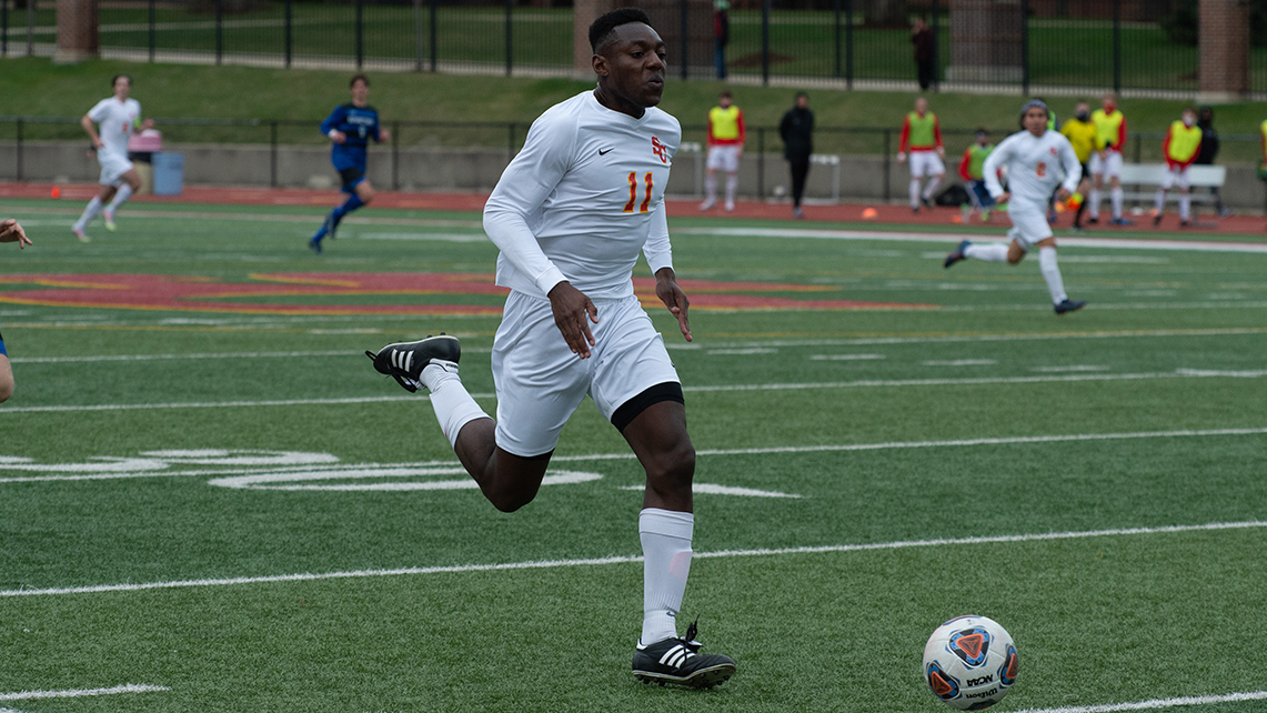 Senior Enrique Idehen