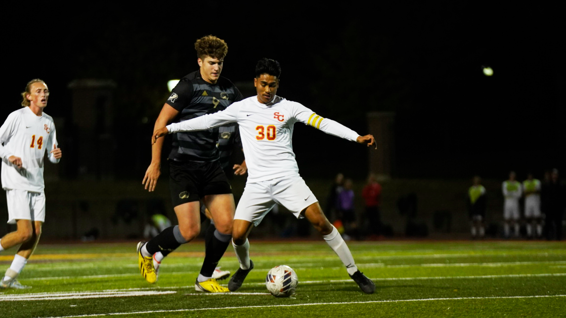 Senior Ronaldo Ordaz (photo by Frank Novak)