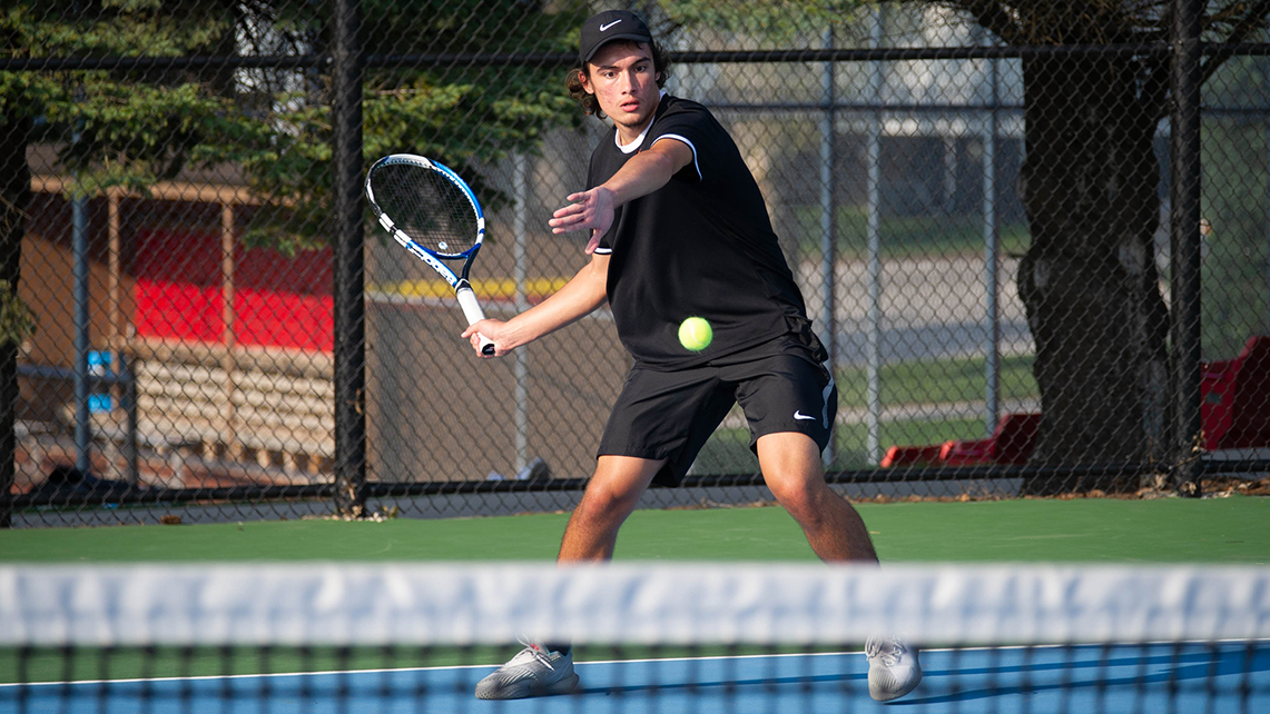 Sophomore Caleb Vasconez. Photo by Corinne Thomas