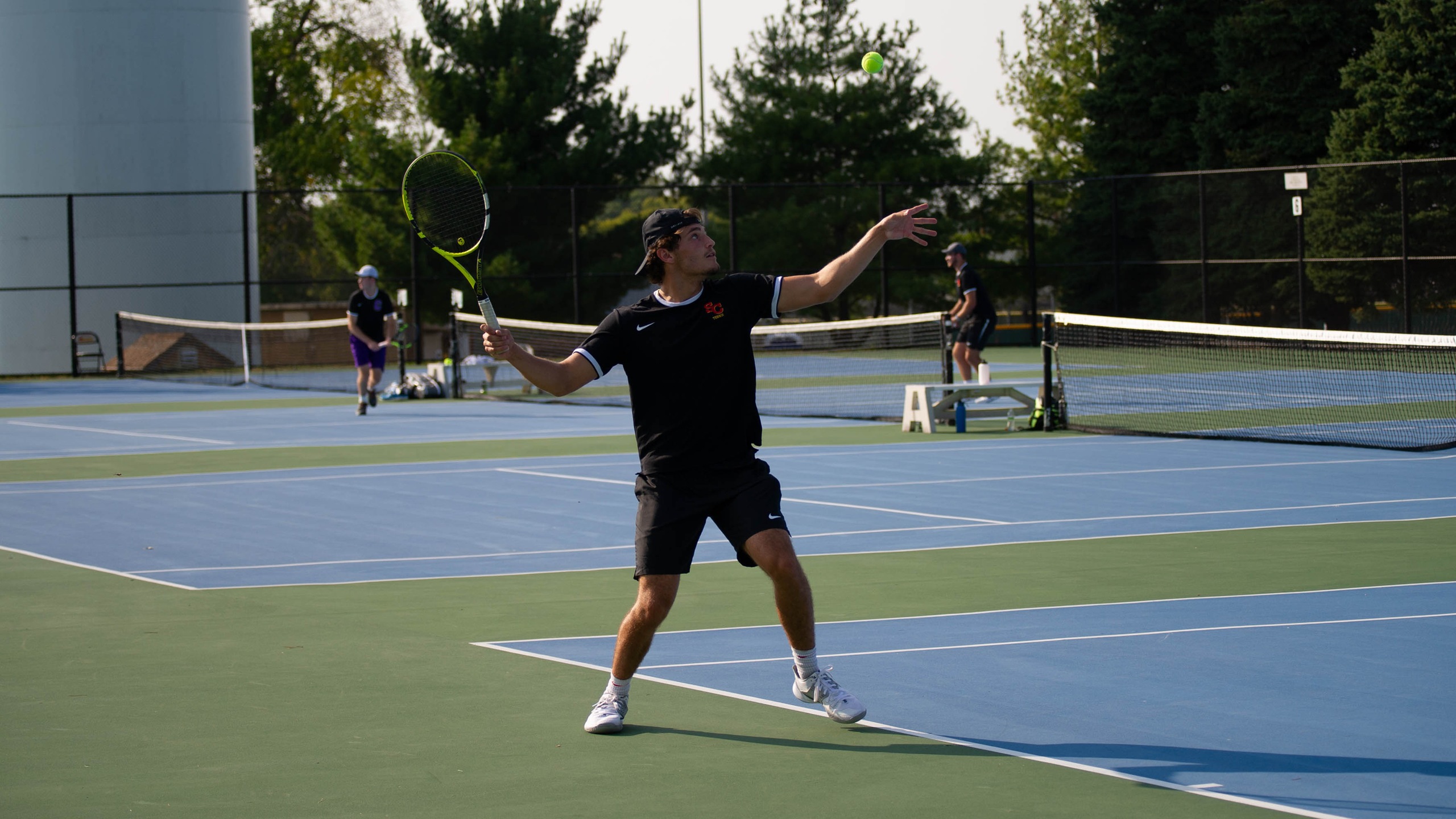 Storm men pick up trio of wins at A-R-C Individual Tournament
