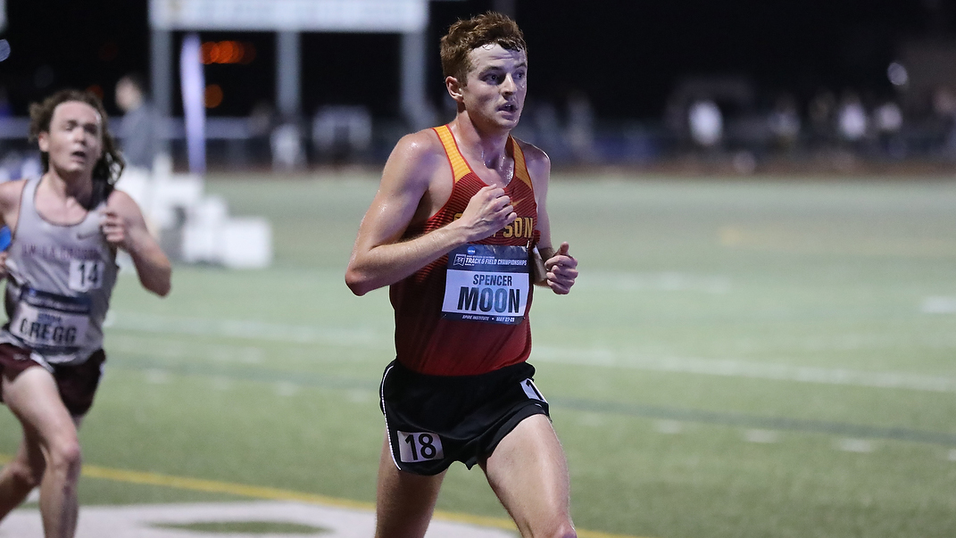 Junior Spencer Moon (photo by d3photography)