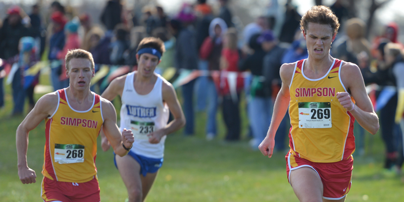 Yaeger, Willadsen pace men's cross country at IIAC Championships