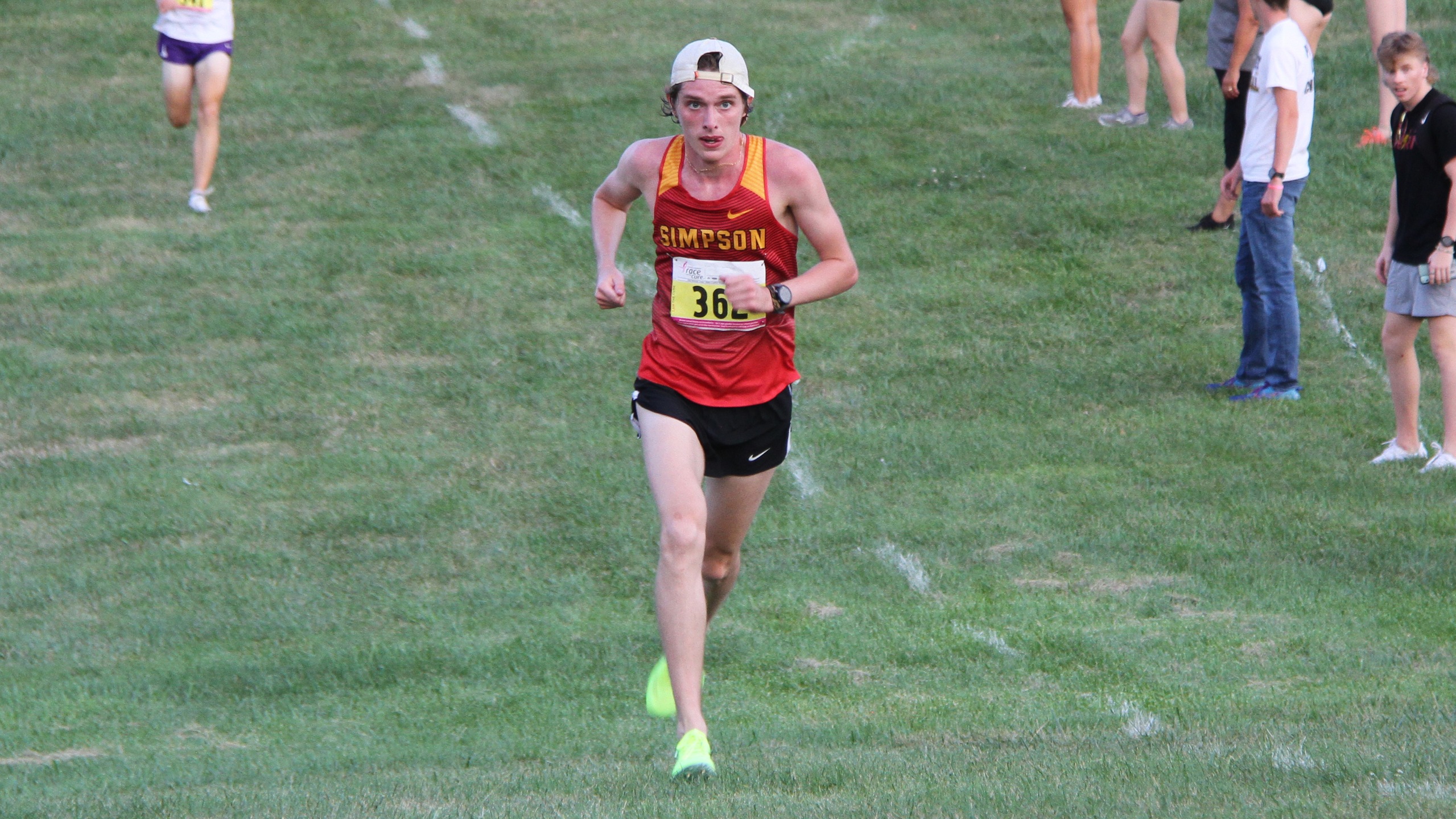 Junior Andrew Klein