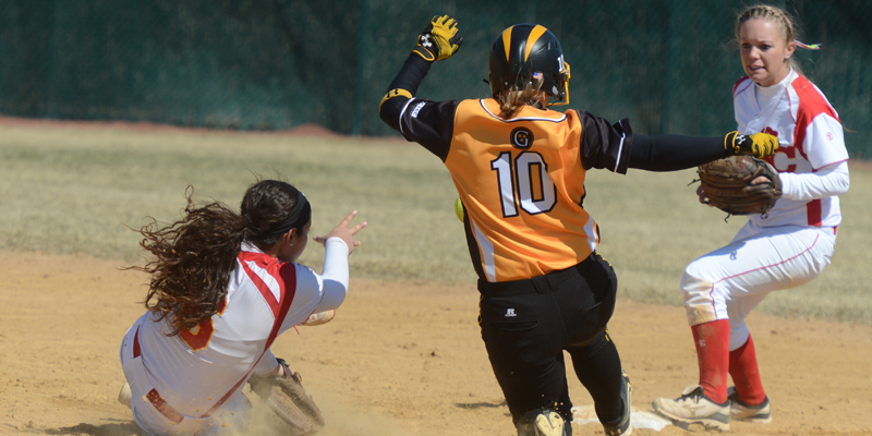 Prettyman, Ernst help Storm split with Gustavus Adolphus