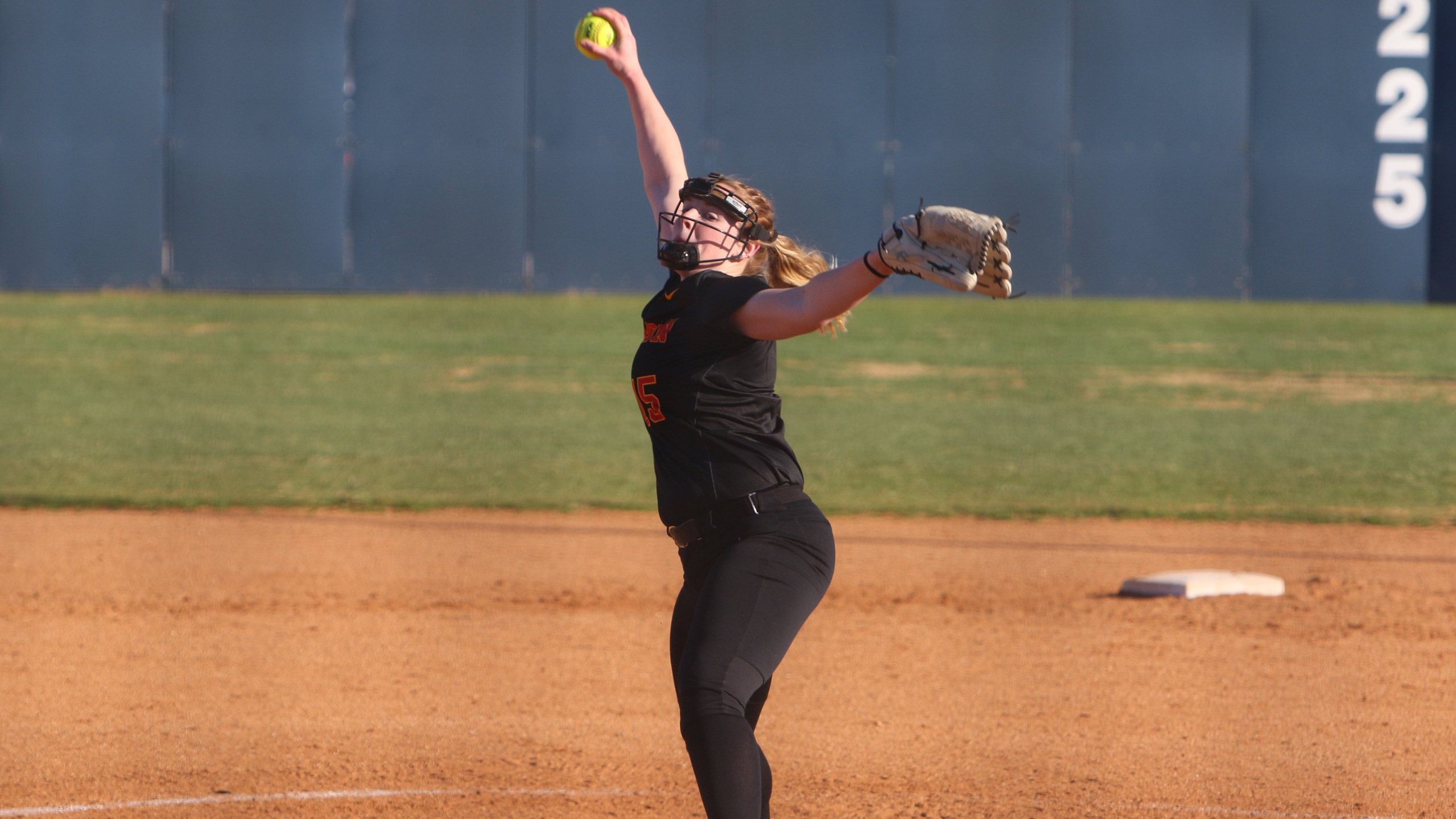 Junior Taryan Barrick-Wessels (photo by Michael Sudhalter)