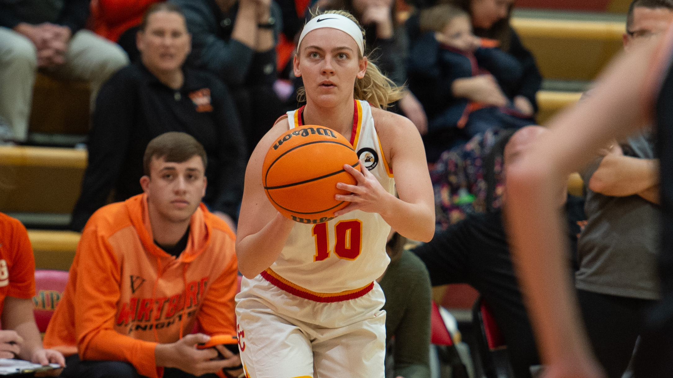 Senior Kia Rasmussen