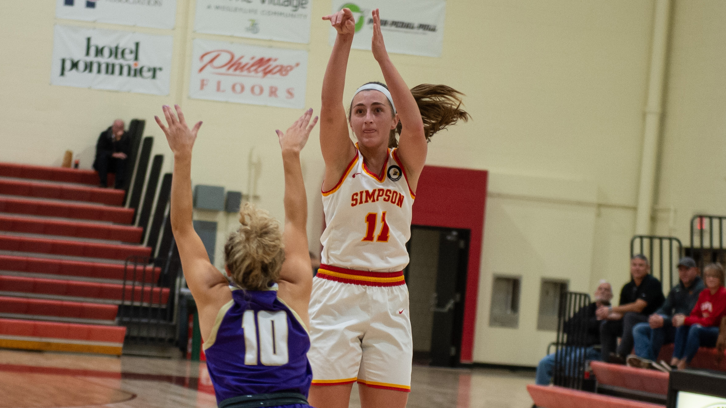 Senior Anna Wanek