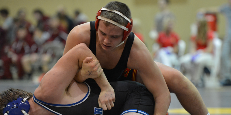 Roberts, Melton lead Storm at own Luther L. Hill Invitational