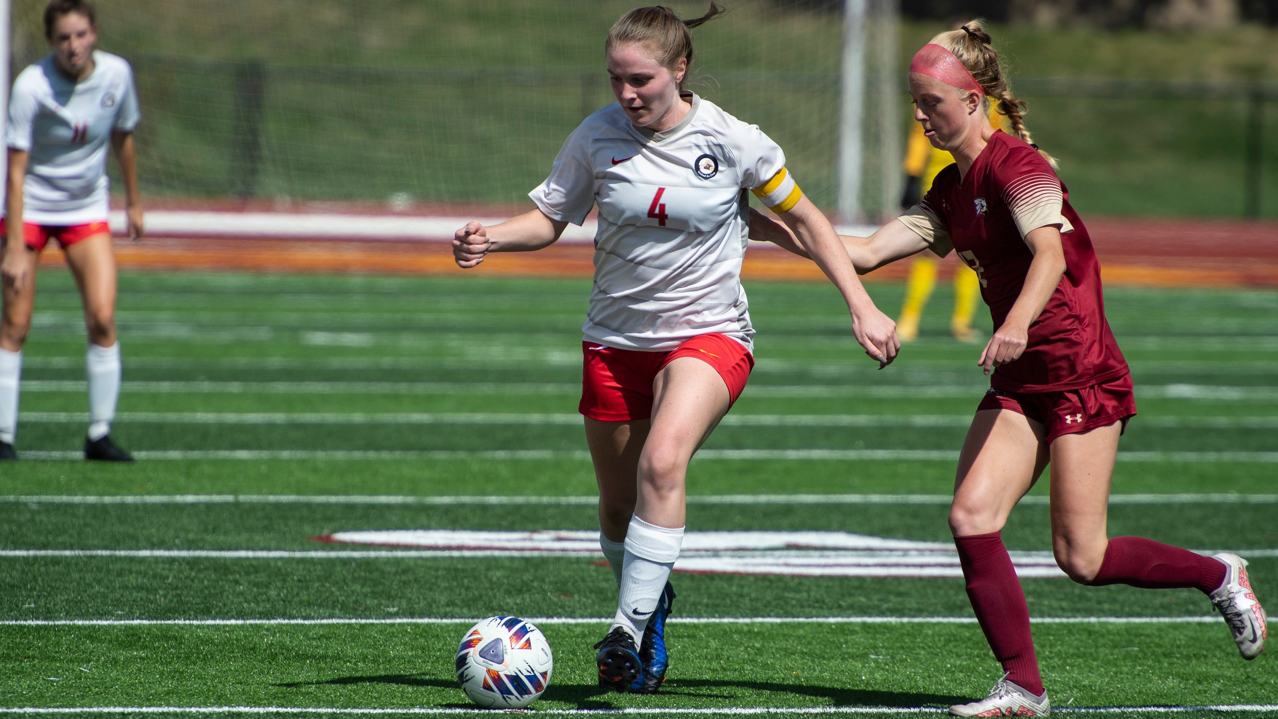 Senior Lizzie Arnburg