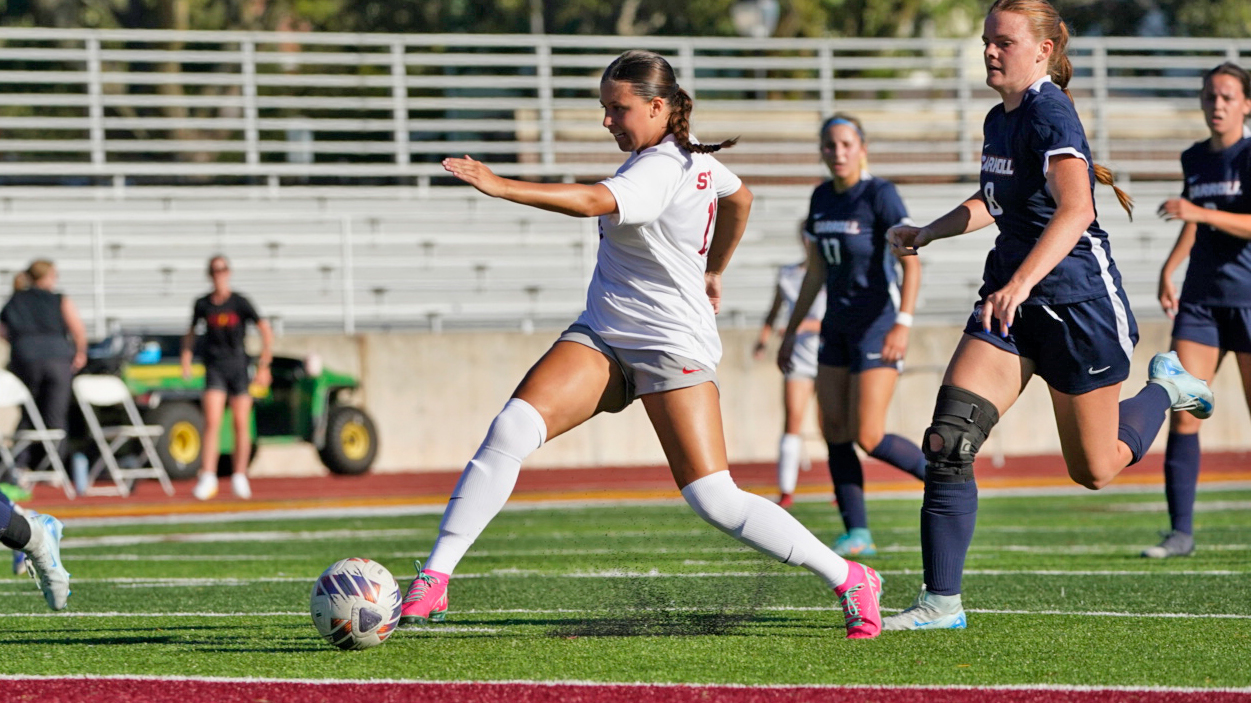 Freshman Georgia Paulson. (photo by Frank Novak)