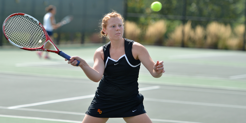Luther downs Kelli contingent and Simpson, 8-1