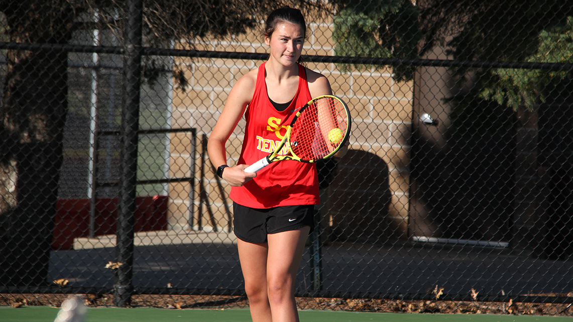 Sophomore Kennedi Wright