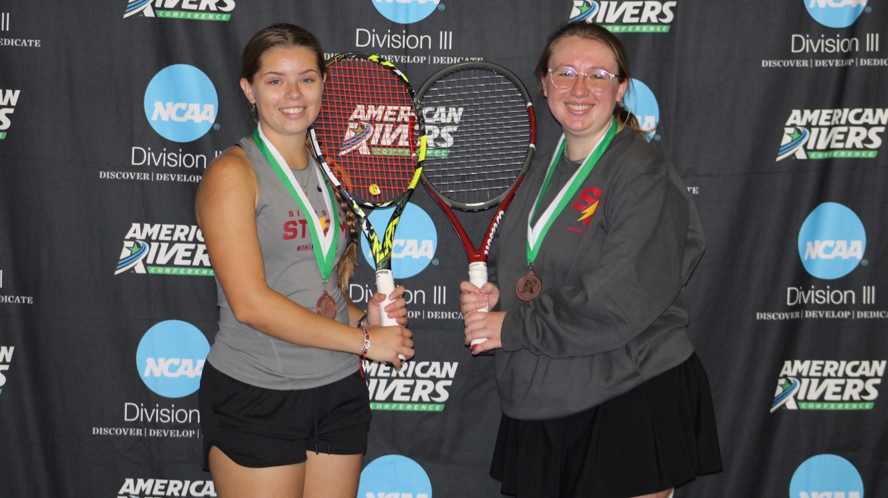 Korynna Olson (left) and Anna Schewe (right), photo by Hannah Halverson