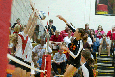 Dunlavy helps Storm split Saturday at Blazer Invitational