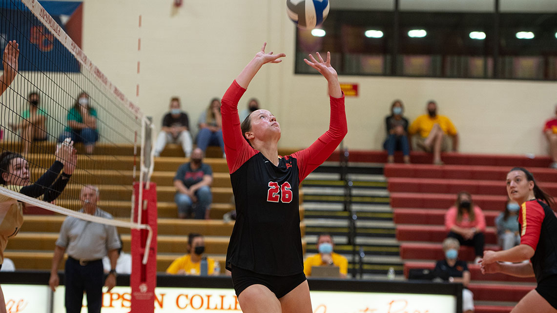 Junior Marissa Salber
